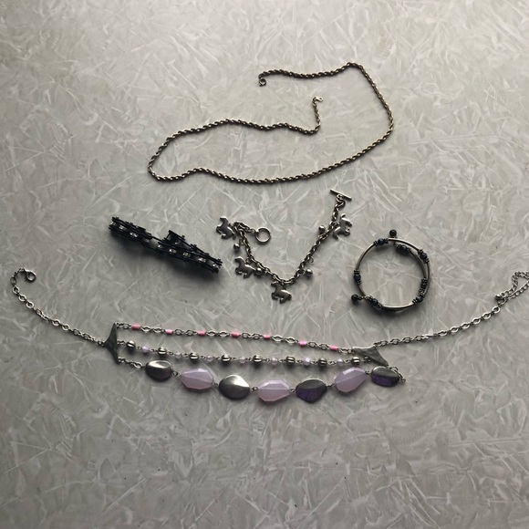 Costume Jewelry Lot 2 Necklaces & 3 Bracelets CLOSET CLEAR OUT - Picture 3 of 14